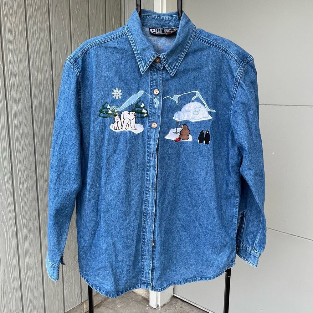 Vintage 90s Embroidered Denim Shirt L/XL Polar Bears, Penguins Winter Scene - Picture 6 of 6